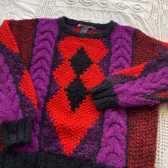 Vintage wool blend knit patterned sweater - Picture 2 of 4